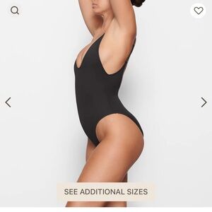 SKIMS one piece swimsuit NWT